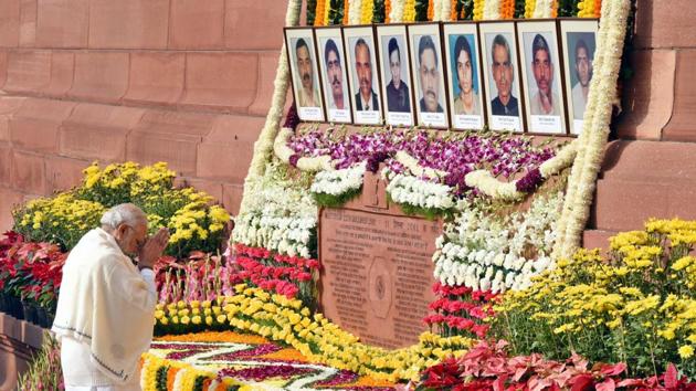 Prime Minister Narendra Modi pays homage to the martyrs on the 15th Parliament attack anniversary at Parliament House. (Arun Sharma/HT ) Prime Minister Narendra Modi pays homage to the martyrs on the 15th Parliament attack anniversary at Parliament House. (Arun Sharma/HT )
