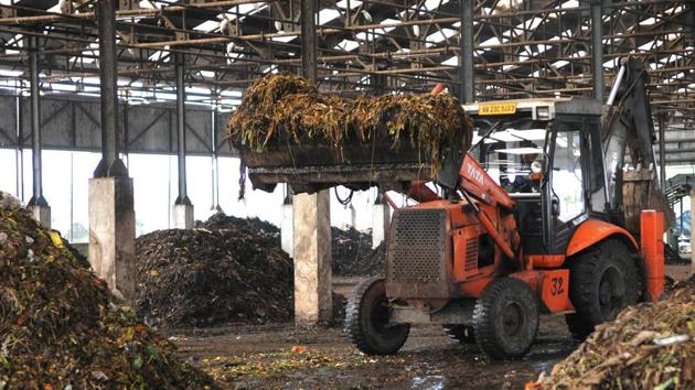 Bio-degradable waste at the compost plant, Uttarpara, Hooghly district, Kolkata.(Subhankar Chakraborty/HT PHOTO)