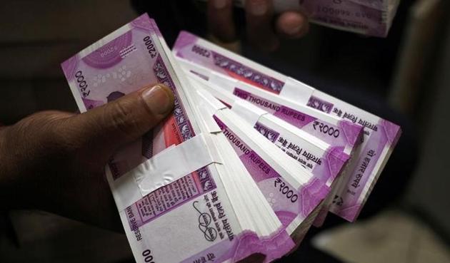The suspects were converting demonetised ₹500 and ₹1000 banknotes up to ₹2 crores into new and existing currency by charging a 15% commission. (Pic for representation) The suspects were converting demonetised ₹500 and ₹1000 banknotes up to ₹2 crores into new and existing currency by charging a 15% commission. (Pic for representation)
