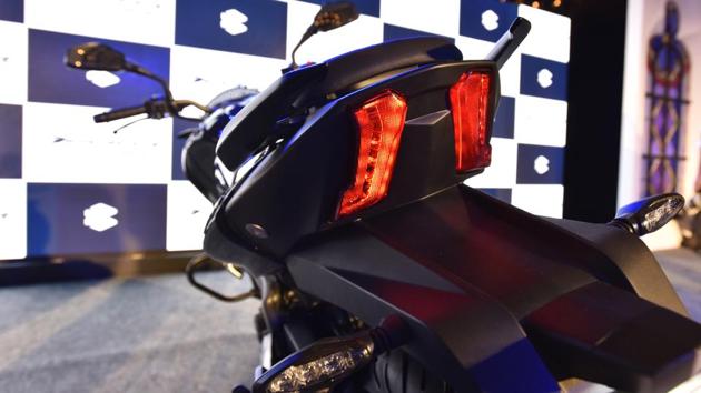 This bike is also available for sale online with bookings costing up to Rs 9,000 with expected delivery in January 2017. They have priced it to make it accessible to a wide range of customers. (Sanjeev Verma/HT PHOTO)
