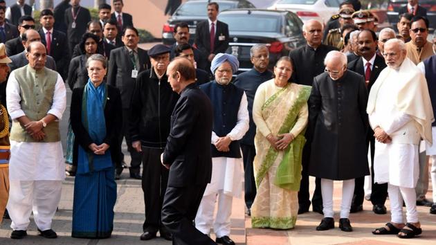 PM Modi, vice-president Hamid Ansari, Lok Sabha Speaker Sumitra Mahajan, former prime minister Manmohan Singh, home minister Rajnath Singh and Congress president Sonia Gandhi at the Parliament House in New Delhi.(Arun Sharma/HT Photo)