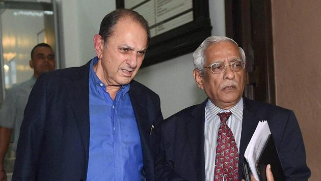 Tata Steel independent director Nusli Wadia and Tata Motors director Subodh Bhargava leave Bombay House after a Tata Motors board meeting in Mumbai. (PTI) Tata Steel independent director Nusli Wadia and Tata Motors director Subodh Bhargava leave Bombay House after a Tata Motors board meeting in Mumbai. (PTI)