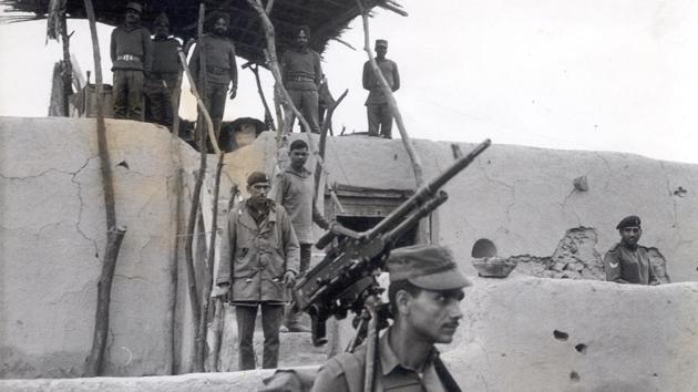 Indian soldiers at their post at an unknown location during the 1971 war. (Photo division/defence wing)