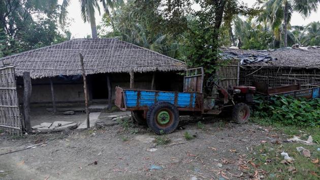 At least 86 people have been killed, according to state media, and the United Nations has estimated 27,000 members of the largely stateless Muslim Rohingya minority have fled across the border from Myanmar’s Rakhine state into Bangladesh. (REUTERS) At least 86 people have been killed, according to state media, and the United Nations has estimated 27,000 members of the largely stateless Muslim Rohingya minority have fled across the border from Myanmar’s Rakhine state into Bangladesh. (REUTERS)