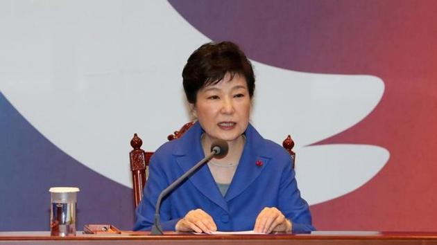 South Korean President Park Geun-hye speaks during an emergency cabinet meeting at the Presidential Blue House in Seoul, South Korea. (Reuters File Photo) South Korean President Park Geun-hye speaks during an emergency cabinet meeting at the Presidential Blue House in Seoul, South Korea. (Reuters File Photo)