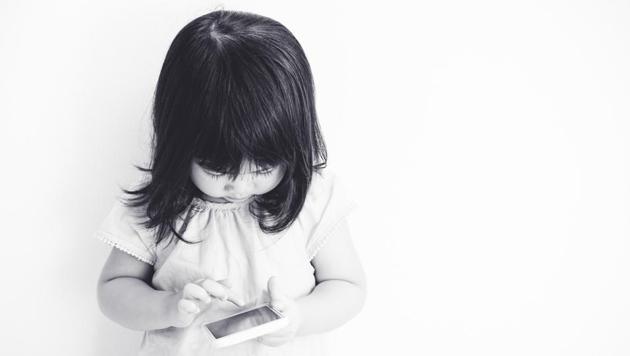 For children older than two years, screen use must be limited to one hour or less a day. (Shutterstock) For children older than two years, screen use must be limited to one hour or less a day. (Shutterstock)