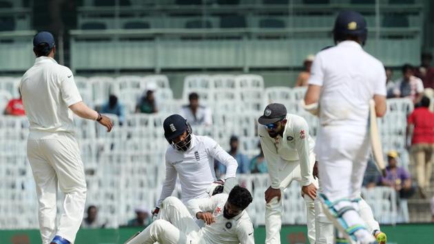 Ravindra Jadeja collided with Adil Rashid as the England batsman set off for a quick single. However, both players were fine. (BCCI) 
