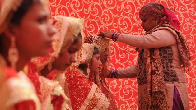 Of the 72 couples, 12 are from Bihar and the remaining from Delhi-NCR. The families had to apply for the wedding ceremony a few months ago.  (Burhaan Kinu/HT PHOTO) 