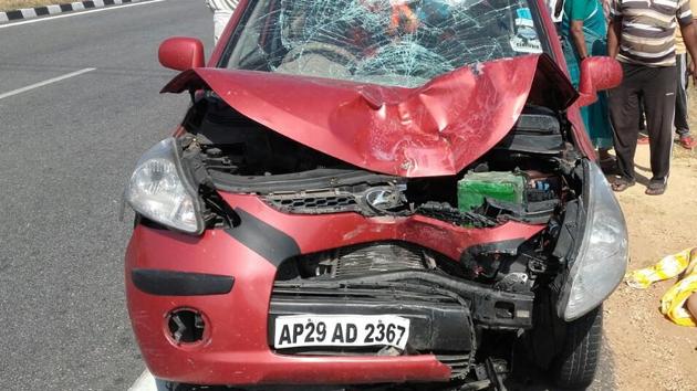 Maheshwaramma, 45, was riding pillion with her husband Turpu Siddilingam, 50, when the accident happened in Addakul village near Kothakota block in Mahbubnagar district on national highway 44. (Special arrangement) Maheshwaramma, 45, was riding pillion with her husband Turpu Siddilingam, 50, when the accident happened in Addakul village near Kothakota block in Mahbubnagar district on national highway 44. (Special arrangement)
