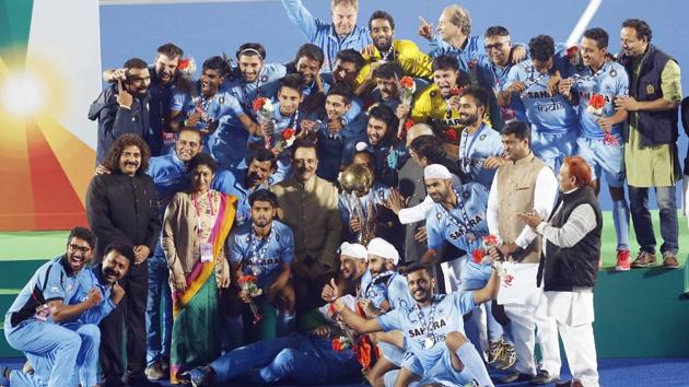 The victorious Indian team after beating Belgium in the hockey junior World Cup final in Lucknow on Sunday.(Hockey India)