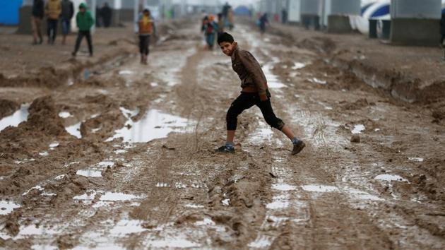 The Khazer camp is a temporary home for more than 30,000 displaced Iraqis who fled the Islamic State stronghold of Mosul. (Ammar Awad / REUTERS)
