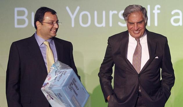 Ratan Tata with ousted chairman Cyrus Mistry.(REUTERS)