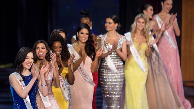Contestants applaud during the Grand Final of the Miss World 2016 pageant at the MGM National Harbor. (Zach Gibson/AFP)