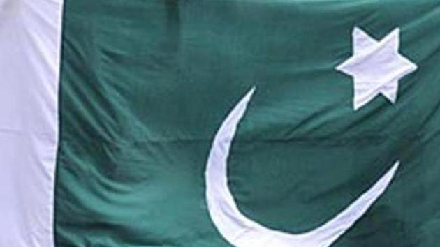 Pakistan Army’s Southern Command chief Lt. Gen. Amir Riaz said India should shun “enmity” with Pakistan and join the CPEC along with Iran, Afghanistan and other Central Asian countries and enjoy its benefits.(HT File) Pakistan Army’s Southern Command chief Lt. Gen. Amir Riaz said India should shun “enmity” with Pakistan and join the CPEC along with Iran, Afghanistan and other Central Asian countries and enjoy its benefits.(HT File)