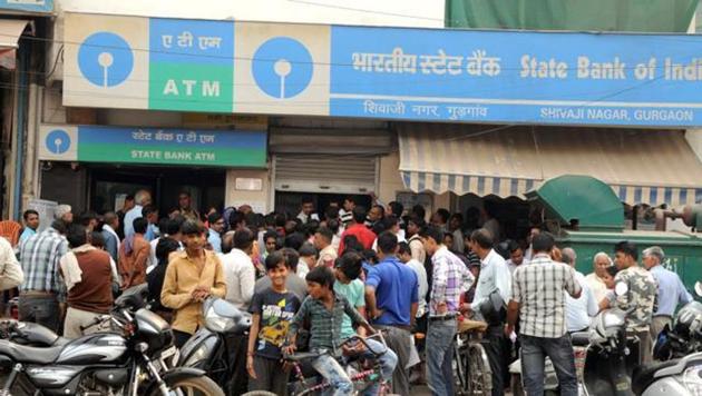 Haryana vigilance bureau chief Sheel Madhur says shortage of cash seems to have affected corruption also.(HT File Photo) Haryana vigilance bureau chief Sheel Madhur says shortage of cash seems to have affected corruption also.(HT File Photo)
