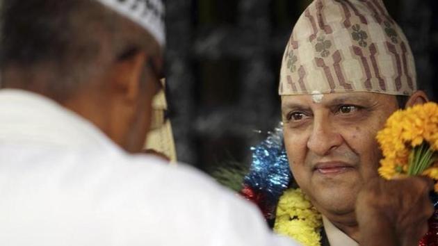Nepal's former King Gyanendra (right) listens to a well-wisher during his 65th birthday celebrations in Kathmandu in 2011.(Reuters file) Nepal's former King Gyanendra (right) listens to a well-wisher during his 65th birthday celebrations in Kathmandu in 2011.(Reuters file)