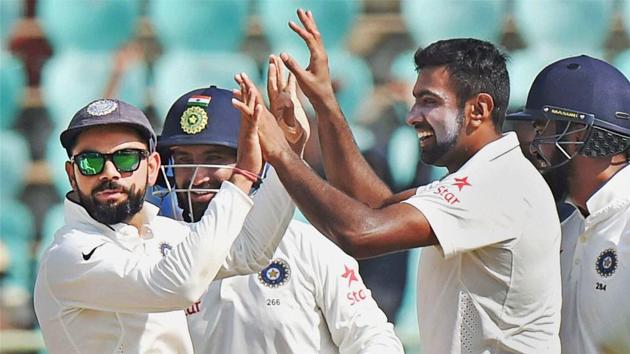 Ravichandran Ashwin won the ICC Cricketer of the Year while Virat Kohli was named captain of the ICC ODI Team of the Year at the 2016 ICC Awards.(PTI)