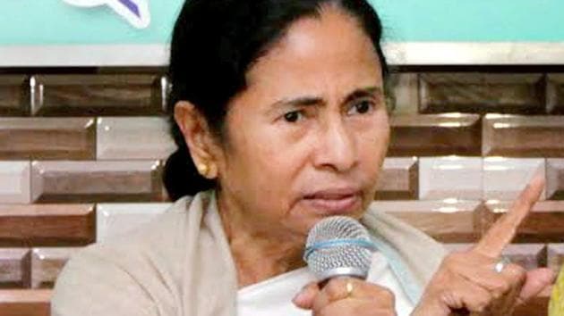 West Bengal Chief Minister Mamata Banerjee at a press confernece in Kolkata.(PTI) West Bengal Chief Minister Mamata Banerjee at a press confernece in Kolkata.(PTI)