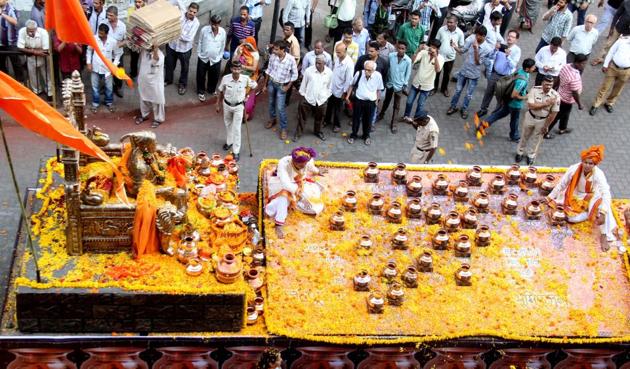 Water and soil collected from all over Maharashtra were taken to the Gateway of India for the bhoomipujan ceremony of the Shivaji memorial  to be held on Saturday. (Bhushan Koyande/HT)