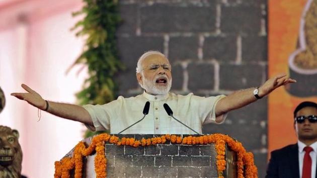 Prime Minister Narendra Modi speaks after laying the foundation for the memorial of Chhatrapati Shivaji Maharaj, in Mumbai, December 24, 2016. REUTERS/Shailesh Andrade Prime Minister Narendra Modi speaks after laying the foundation for the memorial of Chhatrapati Shivaji Maharaj, in Mumbai, December 24, 2016. REUTERS/Shailesh Andrade