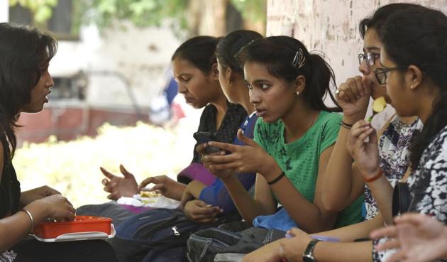 The Delhi University currently holds entrance examination for post-graduation and professional courses only. (Saumya Khandelwal/HT Photo) The Delhi University currently holds entrance examination for post-graduation and professional courses only. (Saumya Khandelwal/HT Photo)