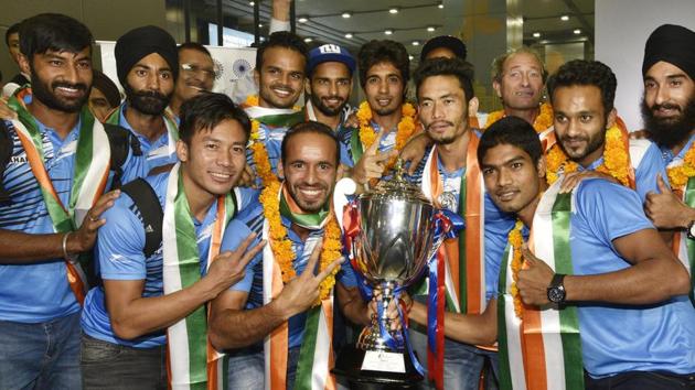 PM Narendra Modi congratulated the junior hockey team of India for winning the Hockey Junior World Cup after 15 years (Sanjeev Verma/HT Photo) PM Narendra Modi congratulated the junior hockey team of India for winning the Hockey Junior World Cup after 15 years (Sanjeev Verma/HT Photo)