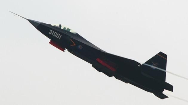 New Chinese 5th Generation Fighter Jet--J31 Performs More Flight Tests