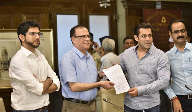 Some areas still need proper toilets and Bollywood actor Salman Khan had offered to repair the existing ones in Aarey colony through BMC officials, who in turn were denied permission for the same. (HT File Photo) Some areas still need proper toilets and Bollywood actor Salman Khan had offered to repair the existing ones in Aarey colony through BMC officials, who in turn were denied permission for the same. (HT File Photo)