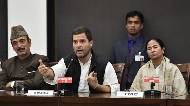 Rahul Gandhi and West Bengal chief minister Mamata Banerjee with other opposition leaders during the joint press conference, in New Delhi.(Sanjeev Verma/HT Photo) Rahul Gandhi and West Bengal chief minister Mamata Banerjee with other opposition leaders during the joint press conference, in New Delhi.(Sanjeev Verma/HT Photo)