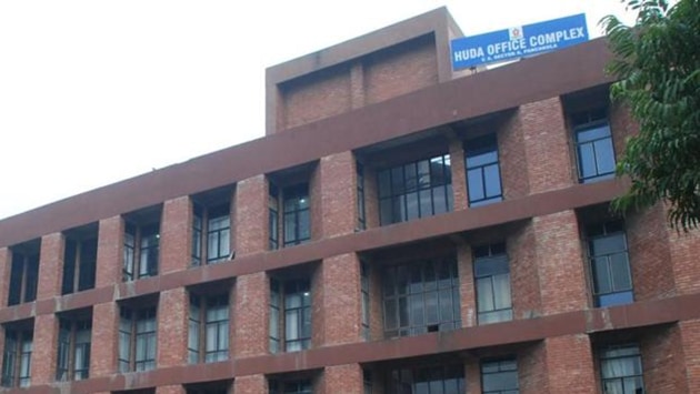 HUDA office complex.(HT File Photo) HUDA office complex.(HT File Photo)