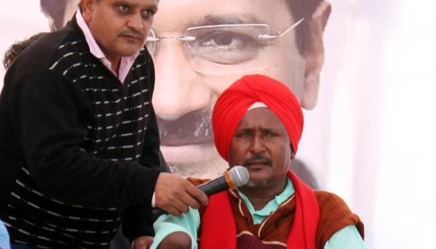 Bant Singh at AAP rally in Muktsar on Wednesday.(Sanjeev Kumar/HT Photo) Bant Singh at AAP rally in Muktsar on Wednesday.(Sanjeev Kumar/HT Photo)
