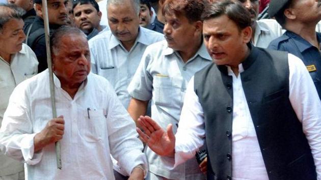 Samajwadi Party chief Mulayam Singh Yadav and Uttar Pradesh CM Akhilesh Yadav at the party office in Lucknow.(PTI File Photo)