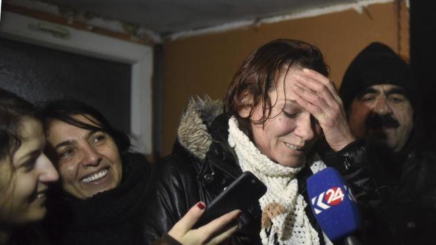 Turkish novelist Asli Erdogan, who was arrested in August, speaks to the media after her release from Silivri prison outside Istanbul, late Thursday, Dec. 29, 2016. Erdogan is accused of membership in the outlawed Kurdistan Workers' Party, or PKK, of threatening Turkey's unity and engaging in terrorist propaganda. (AP) Turkish novelist Asli Erdogan, who was arrested in August, speaks to the media after her release from Silivri prison outside Istanbul, late Thursday, Dec. 29, 2016. Erdogan is accused of membership in the outlawed Kurdistan Workers' Party, or PKK, of threatening Turkey's unity and engaging in terrorist propaganda. (AP)