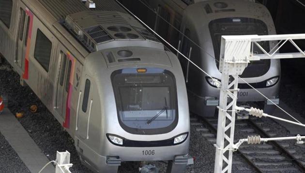 The 23-kilometre Lucknow metro is estimated to cost Rs 6,928 crore. Of this, the central government will provide Rs 1,003 crore as its share of equity. The state will have to mobilise Rs 2,128 crore.(Satish Bate/HT File Photo) The 23-kilometre Lucknow metro is estimated to cost Rs 6,928 crore. Of this, the central government will provide Rs 1,003 crore as its share of equity. The state will have to mobilise Rs 2,128 crore.(Satish Bate/HT File Photo)
