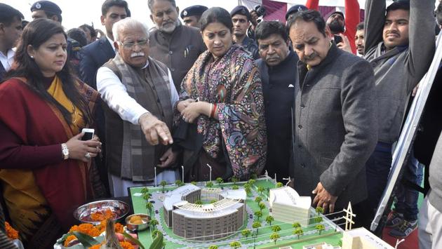 Haryana chief minister Manohar Lal Khattar and Union minister Smriti Irani during the foundation stone-laying ceremony in Panchkula on Thursday. (Sant Arora/HT Photo) Haryana chief minister Manohar Lal Khattar and Union minister Smriti Irani during the foundation stone-laying ceremony in Panchkula on Thursday. (Sant Arora/HT Photo)