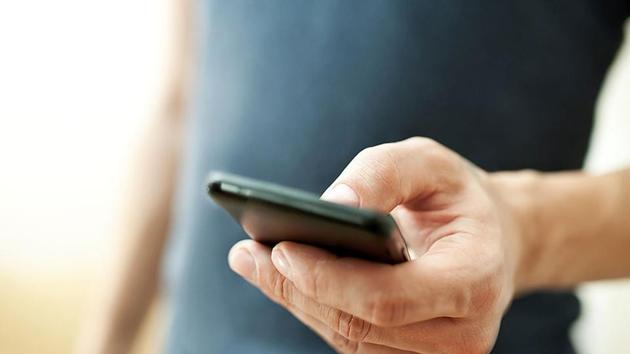 Government-run Bharat Sanchar Nigam Ltd on Saturday launched a new Rs 144 plan for its customers.(AP File Photo) Government-run Bharat Sanchar Nigam Ltd on Saturday launched a new Rs 144 plan for its customers.(AP File Photo)