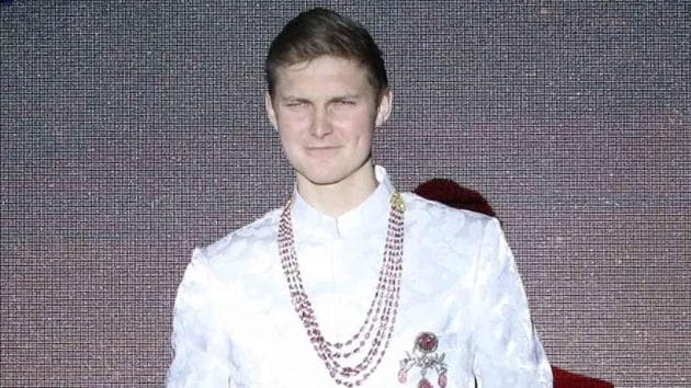 Bengaluru Blasters’ Viktor Axelsen during the PBL 2017 opening ceremony. (PBL) Bengaluru Blasters’ Viktor Axelsen during the PBL 2017 opening ceremony. (PBL)