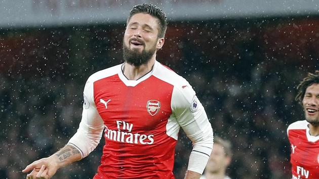 Olivier Giroud scored a stunning goal as Arsenal defeated Crystal Palace 2-0 to remain in third spot in the Premier League. (AP) Olivier Giroud scored a stunning goal as Arsenal defeated Crystal Palace 2-0 to remain in third spot in the Premier League. (AP)