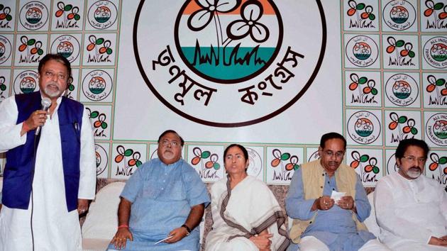 West Bengal chief minister and Trinamool Congress supremo Mamata Banerjee with party leaders Mukul Roy, Sudip Bandopadhyay, Subrata Bakshi and Partha Chatterjee during a meeting at her residence in Kolkata. (PTI File Photo)