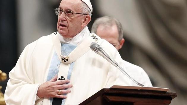 Pope Francis leads a mass on New Year's Day at Saint Peter's Basilica at the Vatican.(Reuters File Photo)