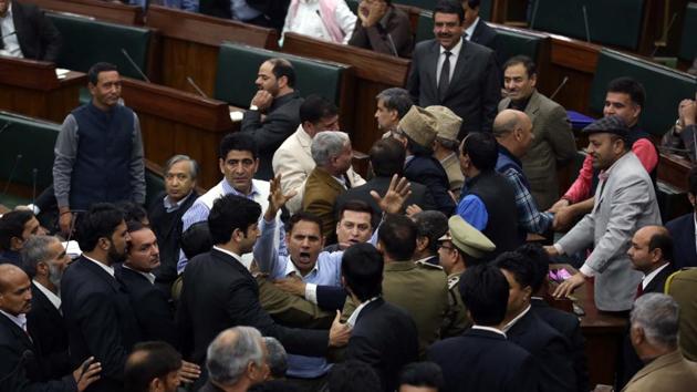 National Conference and Congress MLAs protesting in J&K assembly against the deaths in Kashmir.(Nitin Kanotra /HT) National Conference and Congress MLAs protesting in J&K assembly against the deaths in Kashmir.(Nitin Kanotra /HT)
