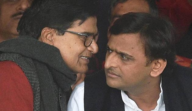 Uttar Pradesh Chief Minister and newly unanimously elected party's national president Akhilesh Yadav and SP general secretary Ram Gopal Yadav during Samajwadi party national convention in Lucknow on Sunday.(PTI) Uttar Pradesh Chief Minister and newly unanimously elected party's national president Akhilesh Yadav and SP general secretary Ram Gopal Yadav during Samajwadi party national convention in Lucknow on Sunday.(PTI)