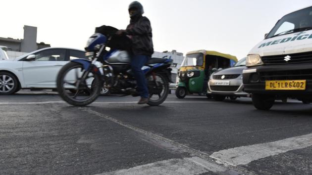 While police are yet to nab the bikers, there have been at least four similar incidents of women travelling in autos targeted by bikers with the same modus operandi and on the same stretch near the Defence Colony flyover (in pic) within a radius of around three kilometers. (Saumya Khandelwal/representative photo) While police are yet to nab the bikers, there have been at least four similar incidents of women travelling in autos targeted by bikers with the same modus operandi and on the same stretch near the Defence Colony flyover (in pic) within a radius of around three kilometers. (Saumya Khandelwal/representative photo)