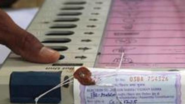 Uttar Pradesh, Uttarakhand, Punjab, Manipur and Goa will pick new assemblies between February 4 and March 8 in the biggest popularity test since the Lok Sabha polls of 2014. (Kalpak Pathak/HT File Photo) Uttar Pradesh, Uttarakhand, Punjab, Manipur and Goa will pick new assemblies between February 4 and March 8 in the biggest popularity test since the Lok Sabha polls of 2014. (Kalpak Pathak/HT File Photo)