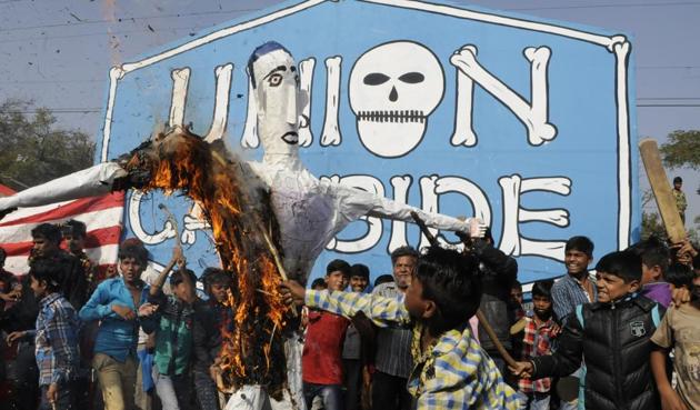 The report said 213 people died in industrial accidents through 2015, of which 55 occurred in Madhya Pradesh. (HT file) The report said 213 people died in industrial accidents through 2015, of which 55 occurred in Madhya Pradesh. (HT file)