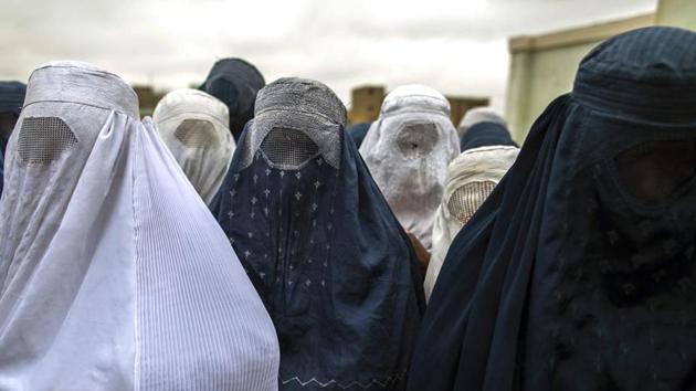 A hijab-clad woman and her family were called a “bunch of terrorists” in Houston.(Representative image/Reuters File Photo) A hijab-clad woman and her family were called a “bunch of terrorists” in Houston.(Representative image/Reuters File Photo)
