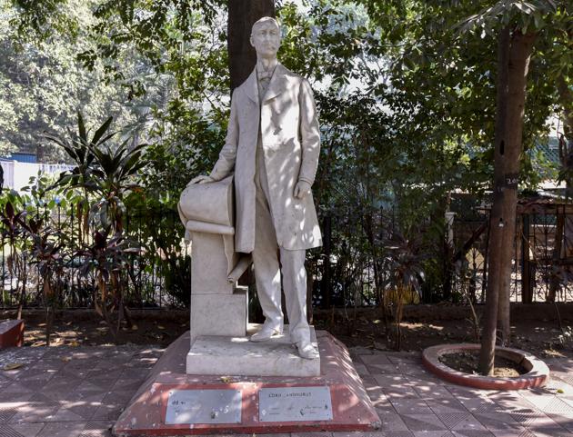 This statue of Lord Sandhurst, governor of Bombay from 1895-1900, also stood at Esplanade and was brought to the museum in 1965, along with the rejected Kala Ghoda. (Kunal Patil / HT photo) This statue of Lord Sandhurst, governor of Bombay from 1895-1900, also stood at Esplanade and was brought to the museum in 1965, along with the rejected Kala Ghoda. (Kunal Patil / HT photo)