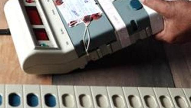 Opinion polls were divided on the outcome of assembly elections in Uttar Pradesh and Punjab.(AFP File Photo)