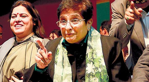 In an escalation of differences between Puducherry Lt Governor Kiran Bedi and the ruling Congress party, the former declared as “null and void” a circular issued by chief minister V Narayanasamy banning the use of social media for official communication.(Sanjeev Verma/HT File Photo) In an escalation of differences between Puducherry Lt Governor Kiran Bedi and the ruling Congress party, the former declared as “null and void” a circular issued by chief minister V Narayanasamy banning the use of social media for official communication.(Sanjeev Verma/HT File Photo)