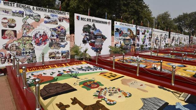 NCC cadets also made murals of the state they represent  in the NCC Republic Day camp.  (Vipin Kumar/HT PHOTO) 